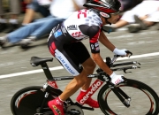 开云体育在线-世界杯之夜，巨人觉醒，恩比德攻防两端的绝对统治