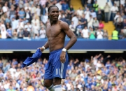 开云体育中国官网-哈弗茨刷新纪录助巴黎强势晋级，艺术之城佛罗伦萨的欧冠之夜