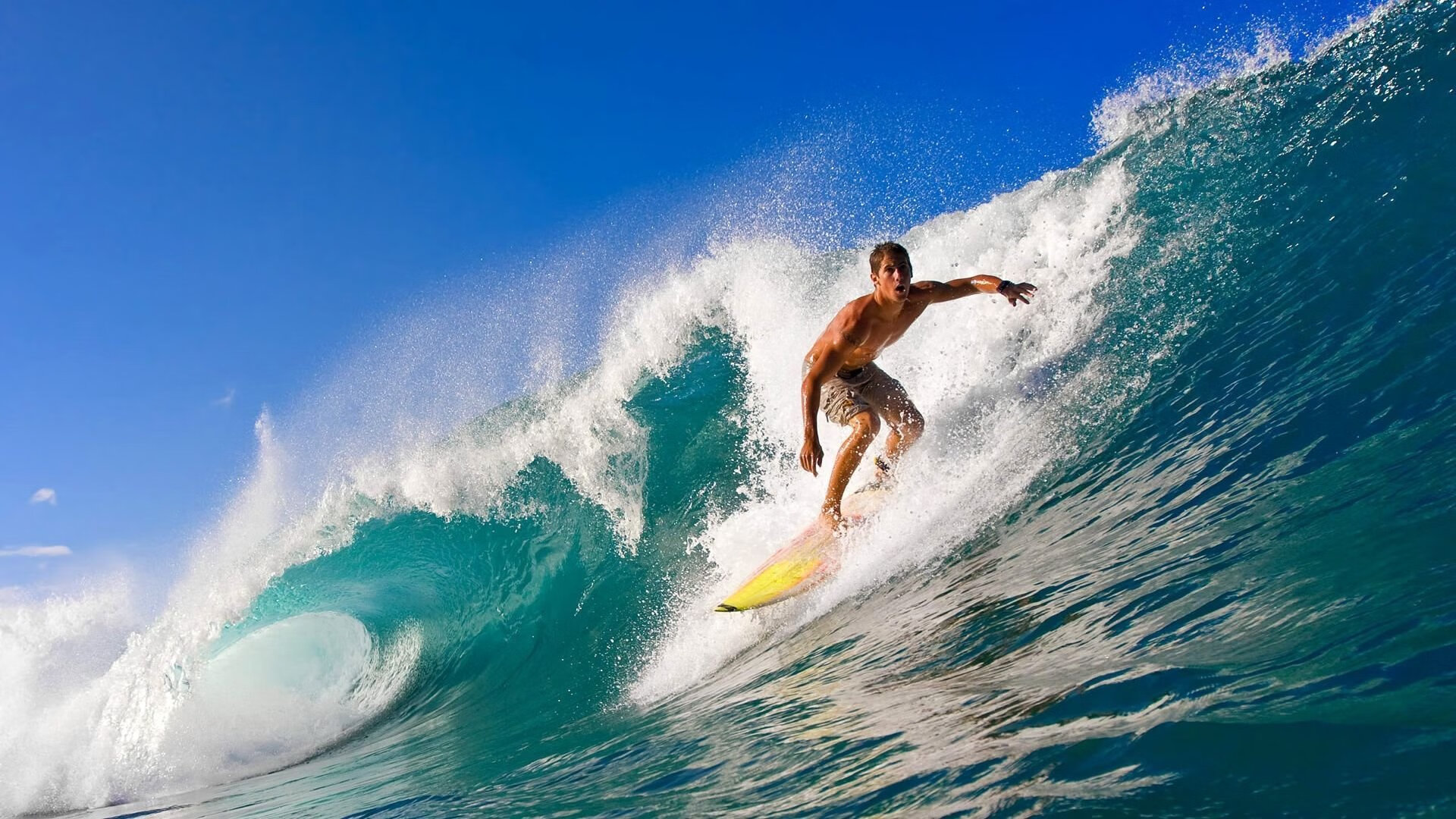 橙色风暴中的双面叙事，加克波的个人爆发与丹麦的集体末节奇迹