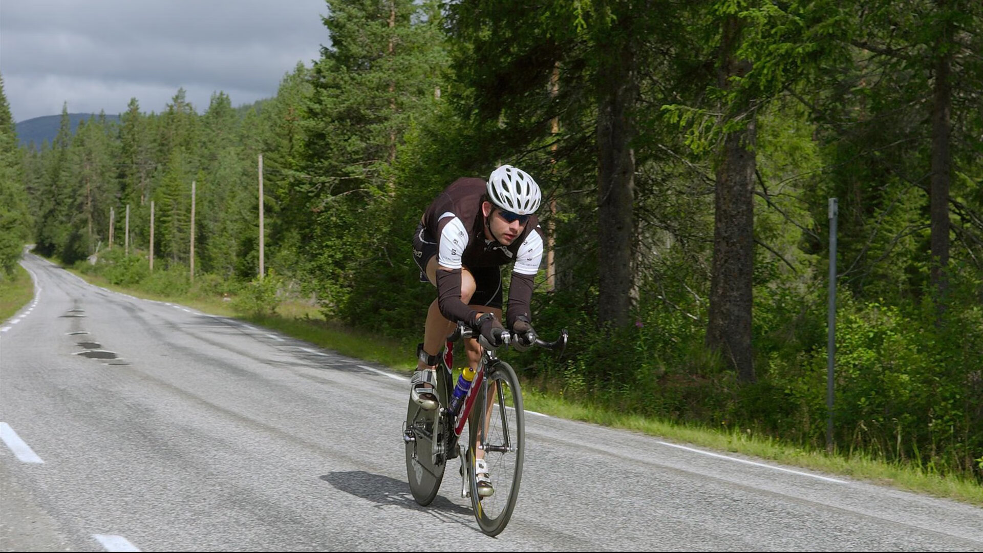 冰与火的边界，当冰岛铁壁遇上丹麦童话，布雷默为何成为无解方程式？