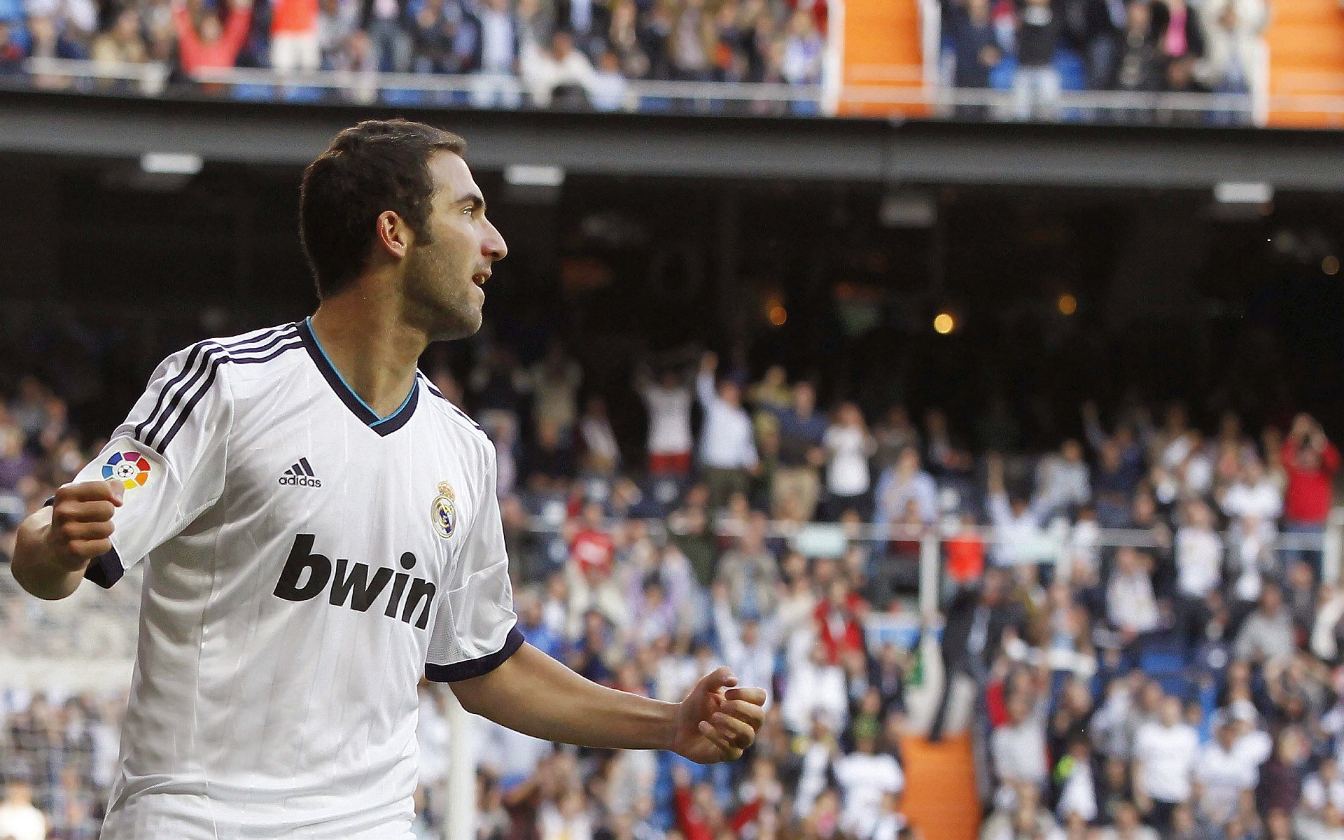 莫德里奇的指挥艺术,当罗马军团对阵袋鼠军团,节奏的独裁者