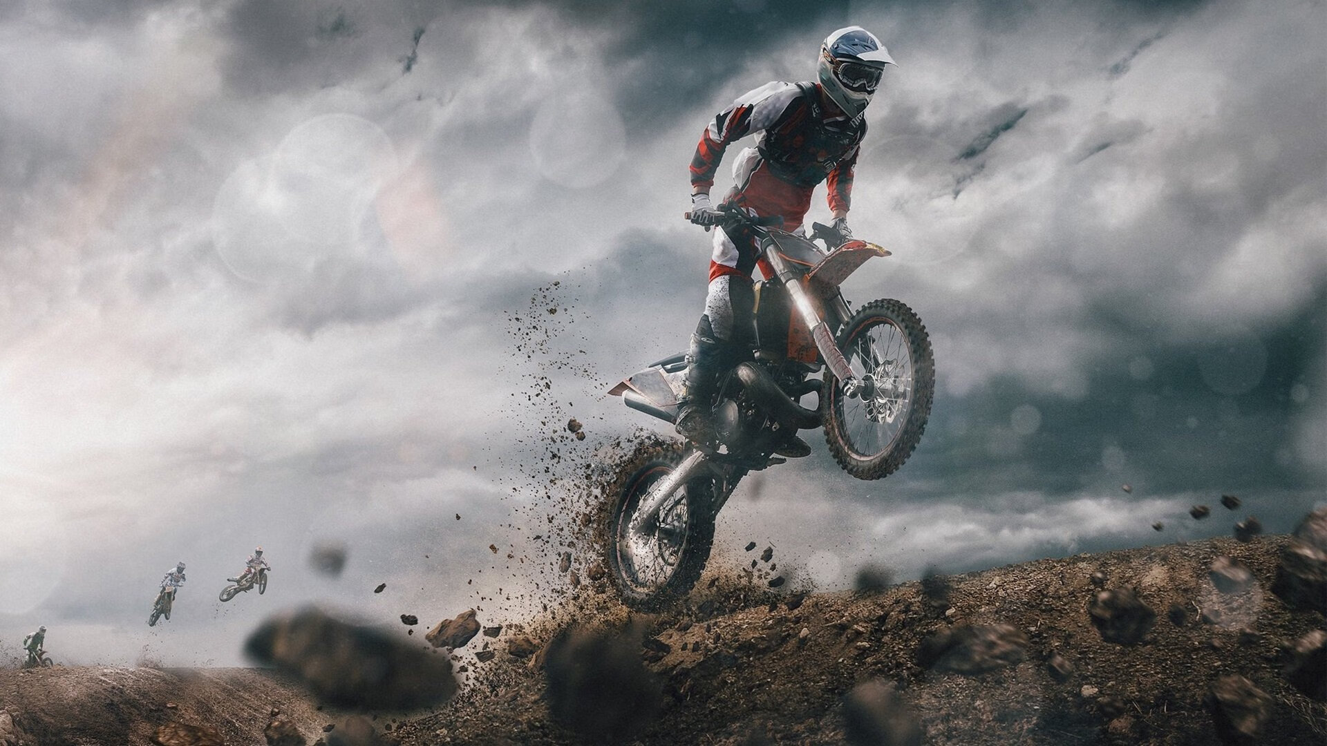 赛道上的逆袭，哈斯鏖战梅赛德斯，阿隆索刷新不朽纪录